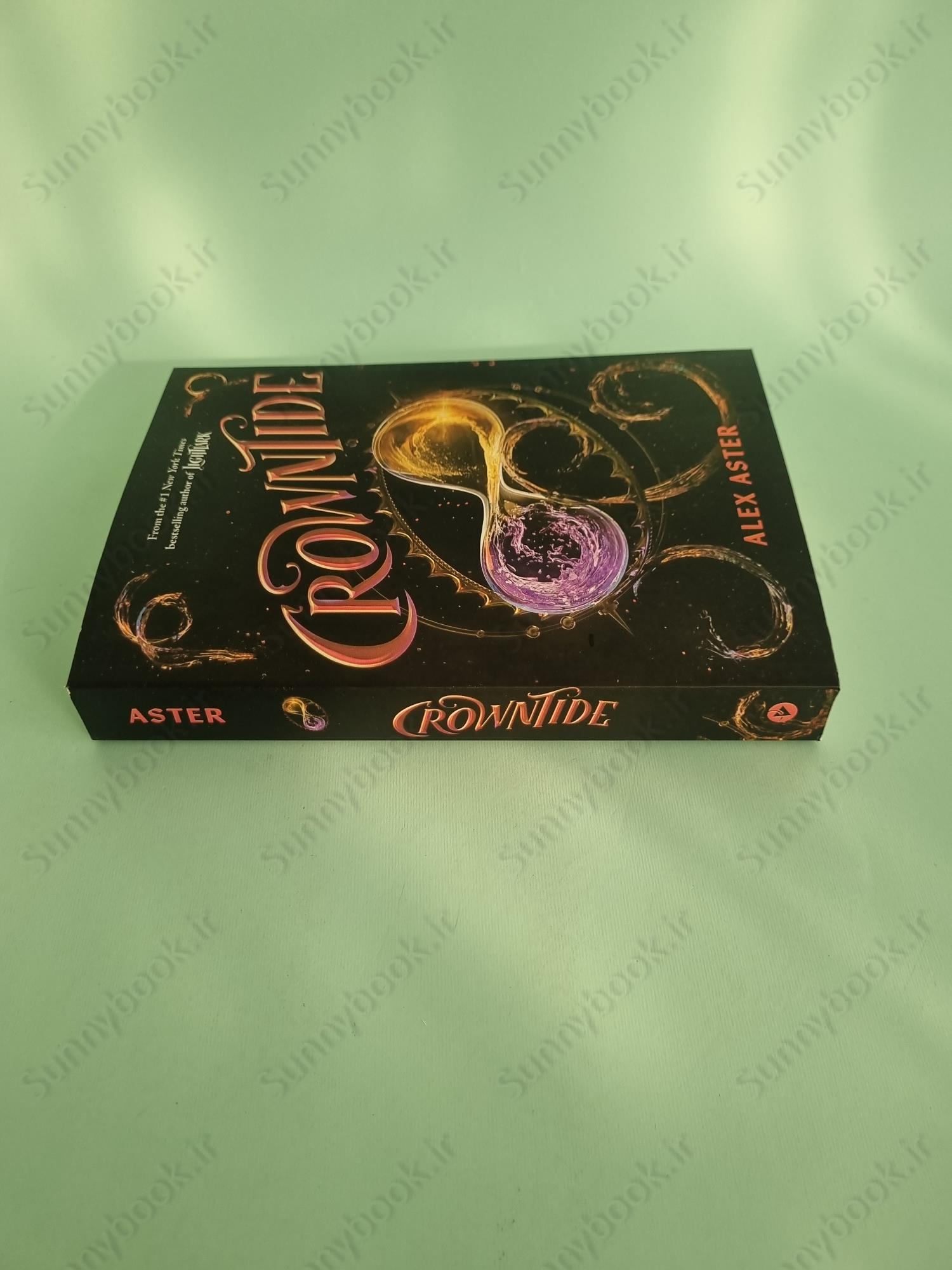 Crowntide (The Lightlark Saga Book 4) main 1 4