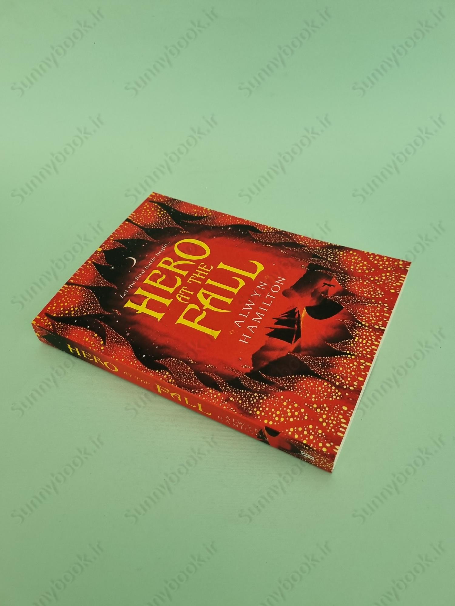 Hero at the Fall (Rebel of the Sands 3) main 1 3