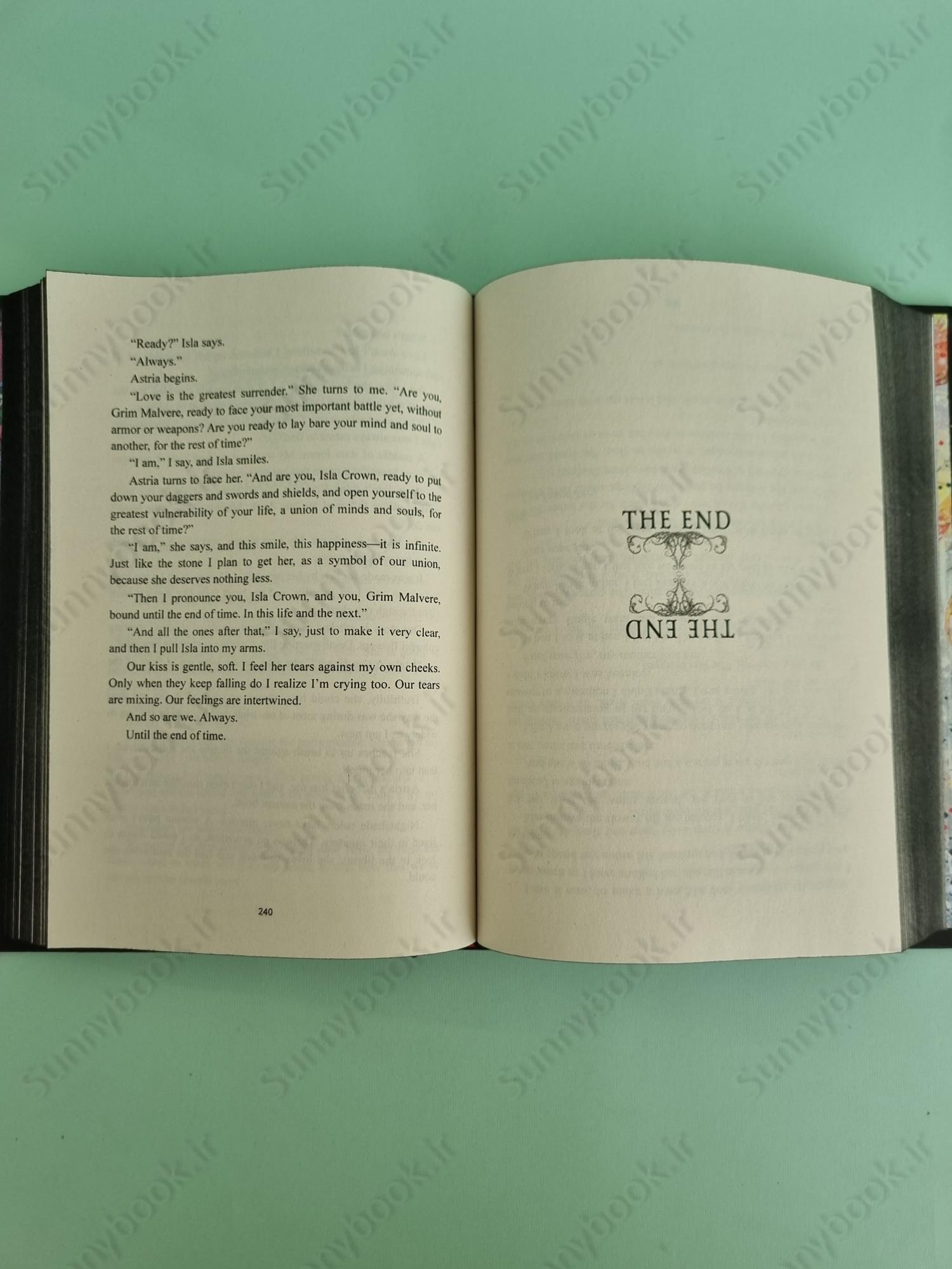 Grim and Oro (The Lightlark Saga) main 1 9