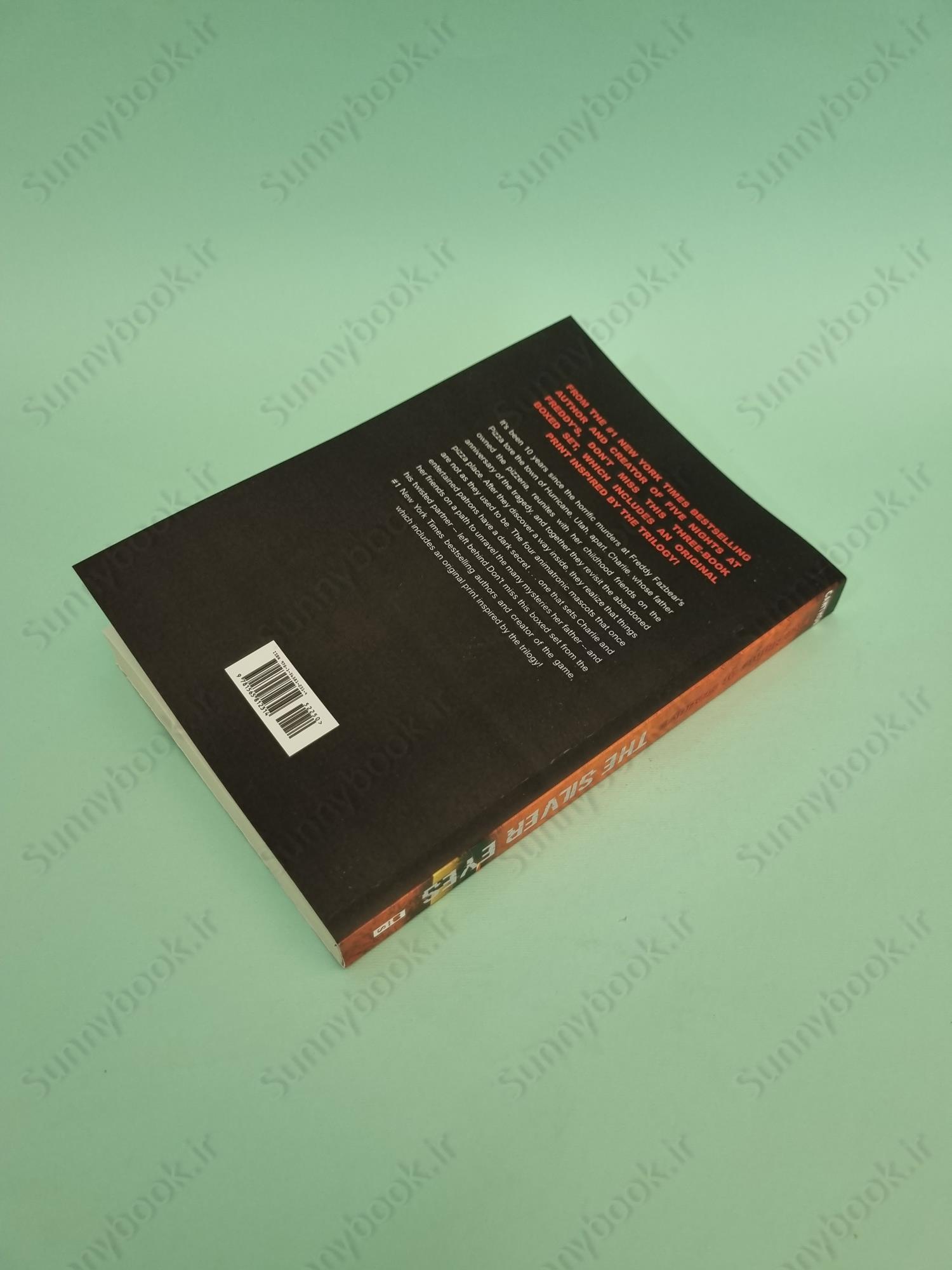 The Silver Eyes: Five Nights at Freddy's main 1 5