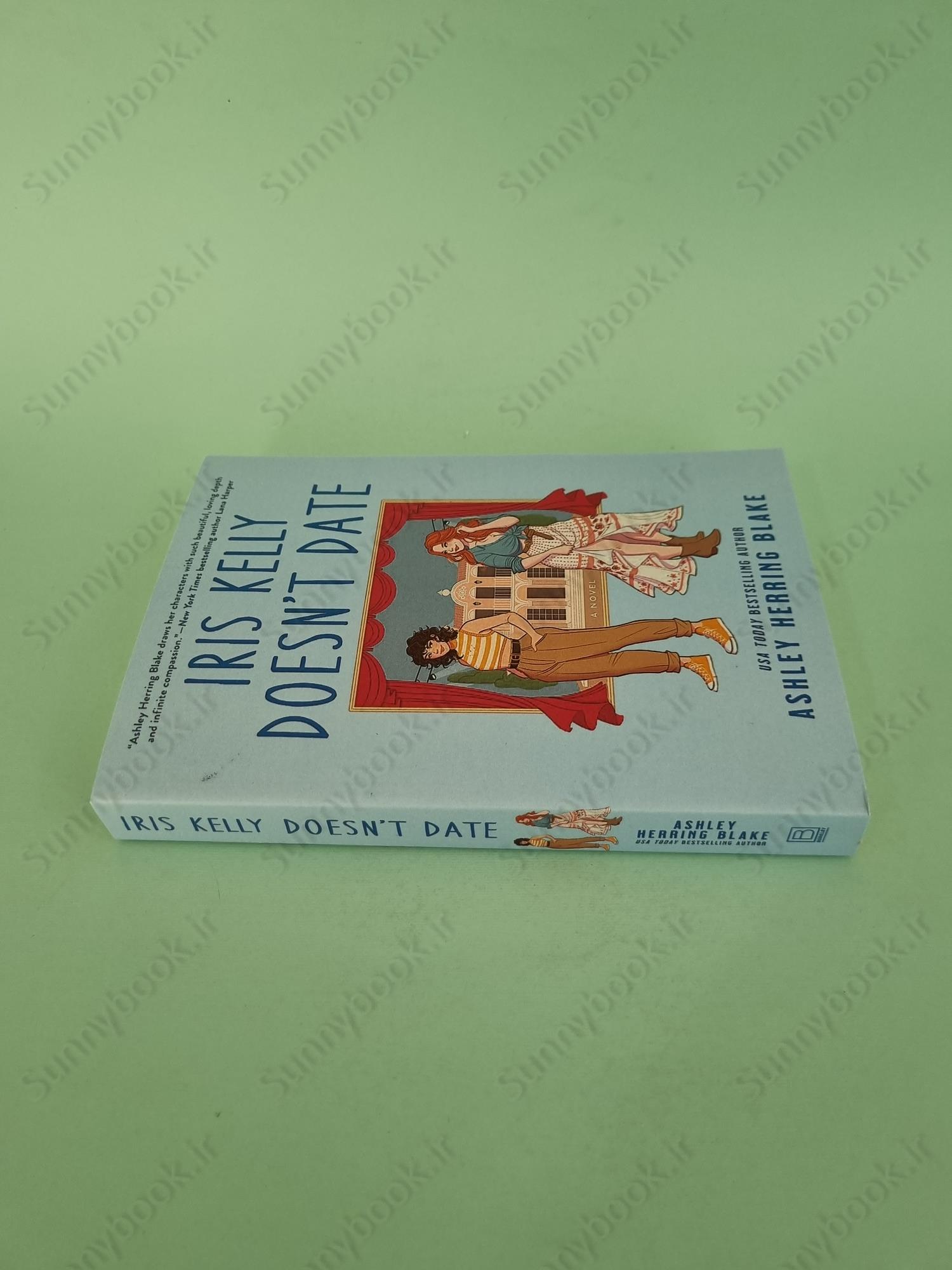 Iris Kelly Doesn't Date main 1 4