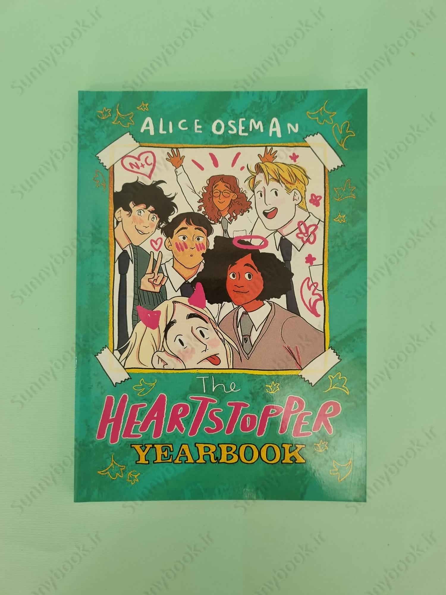 The Heartstopper Yearbook main 1 2