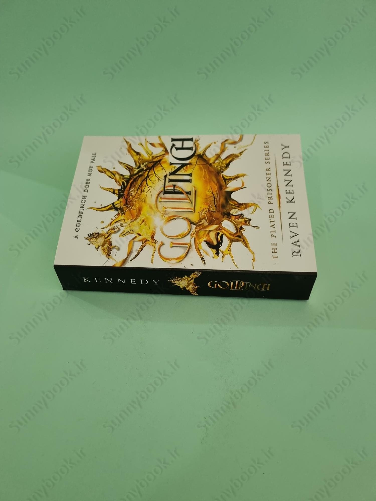 Goldfinch (Plated Prisoner 6) main 1 4