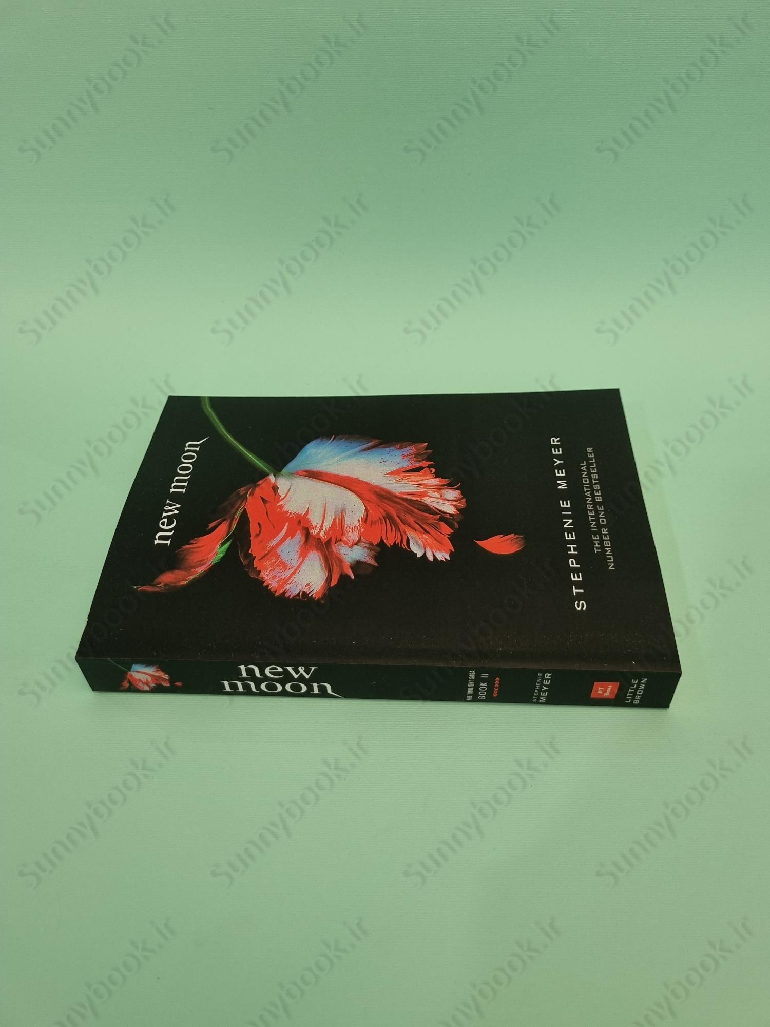 New Moon (The Twilight Saga 2) main 1 4