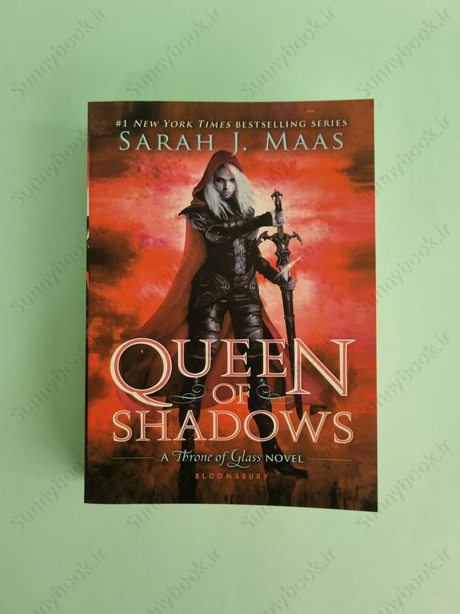 Queen of Shadows (Throne of Glass, 4) main 1 2