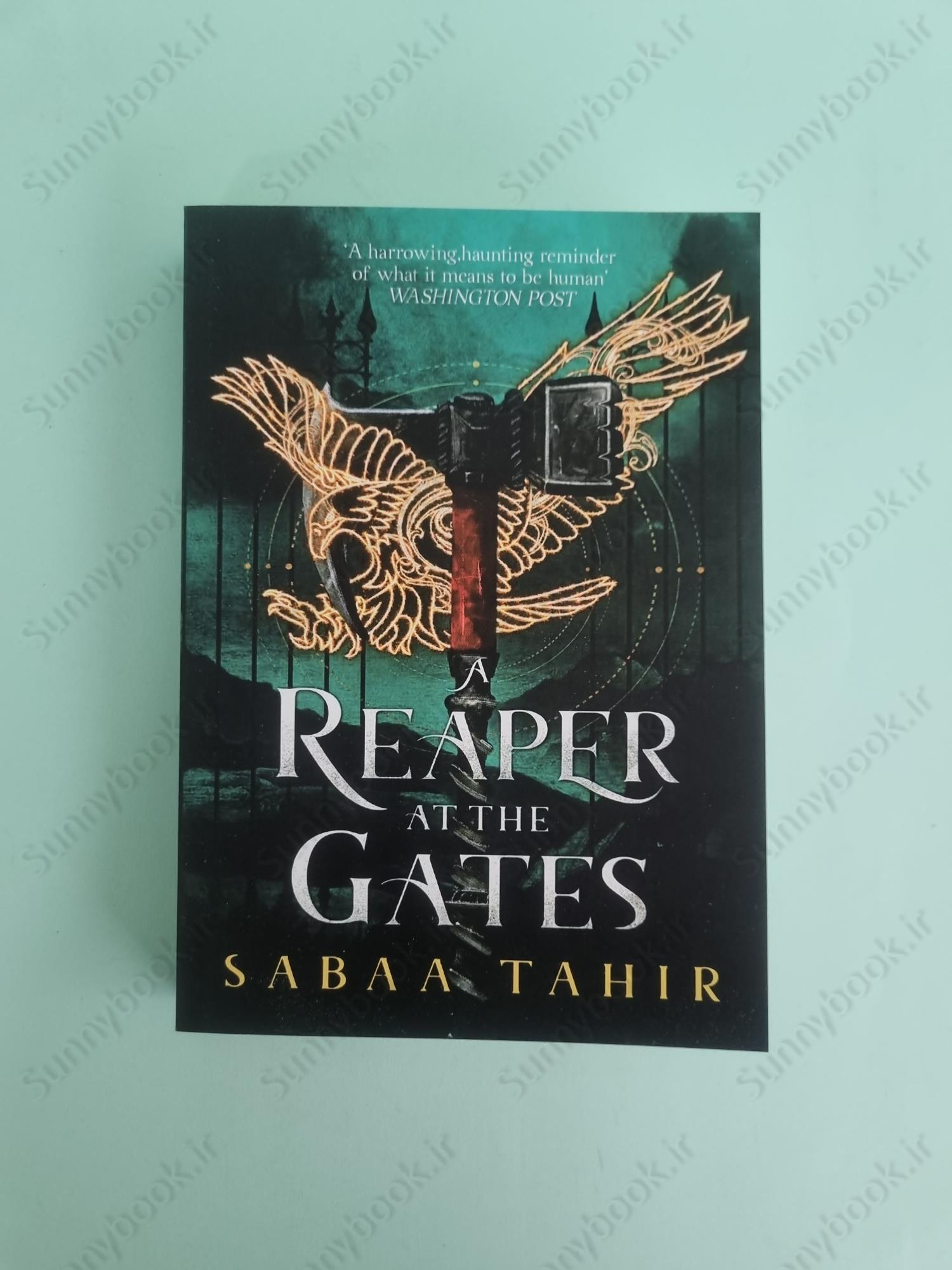 A Reaper at the Gates (An Ember in the Ashes 3) main 1 2