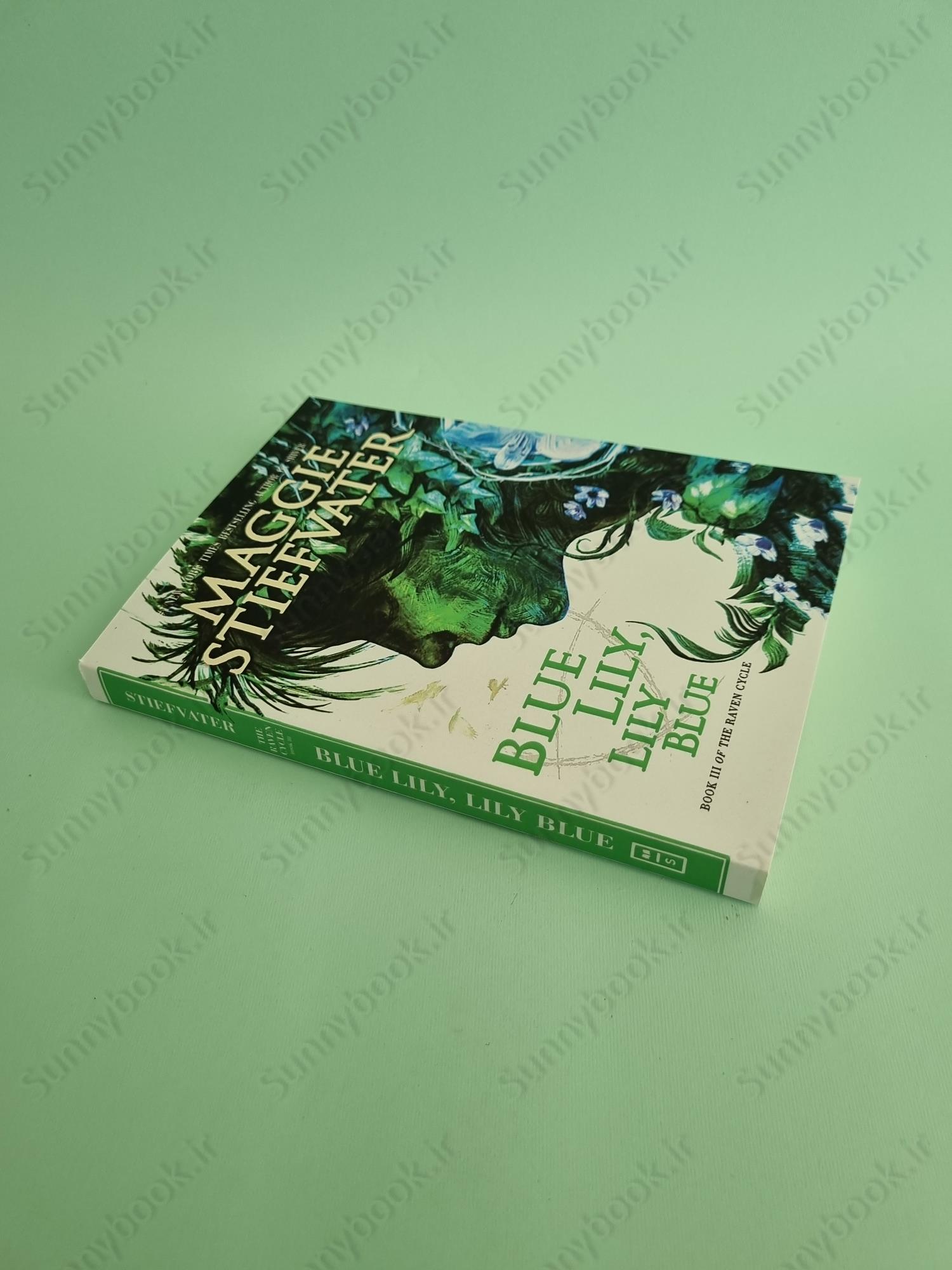 Blue Lily, Lily Blue (The Raven Cycle 3) main 1 3