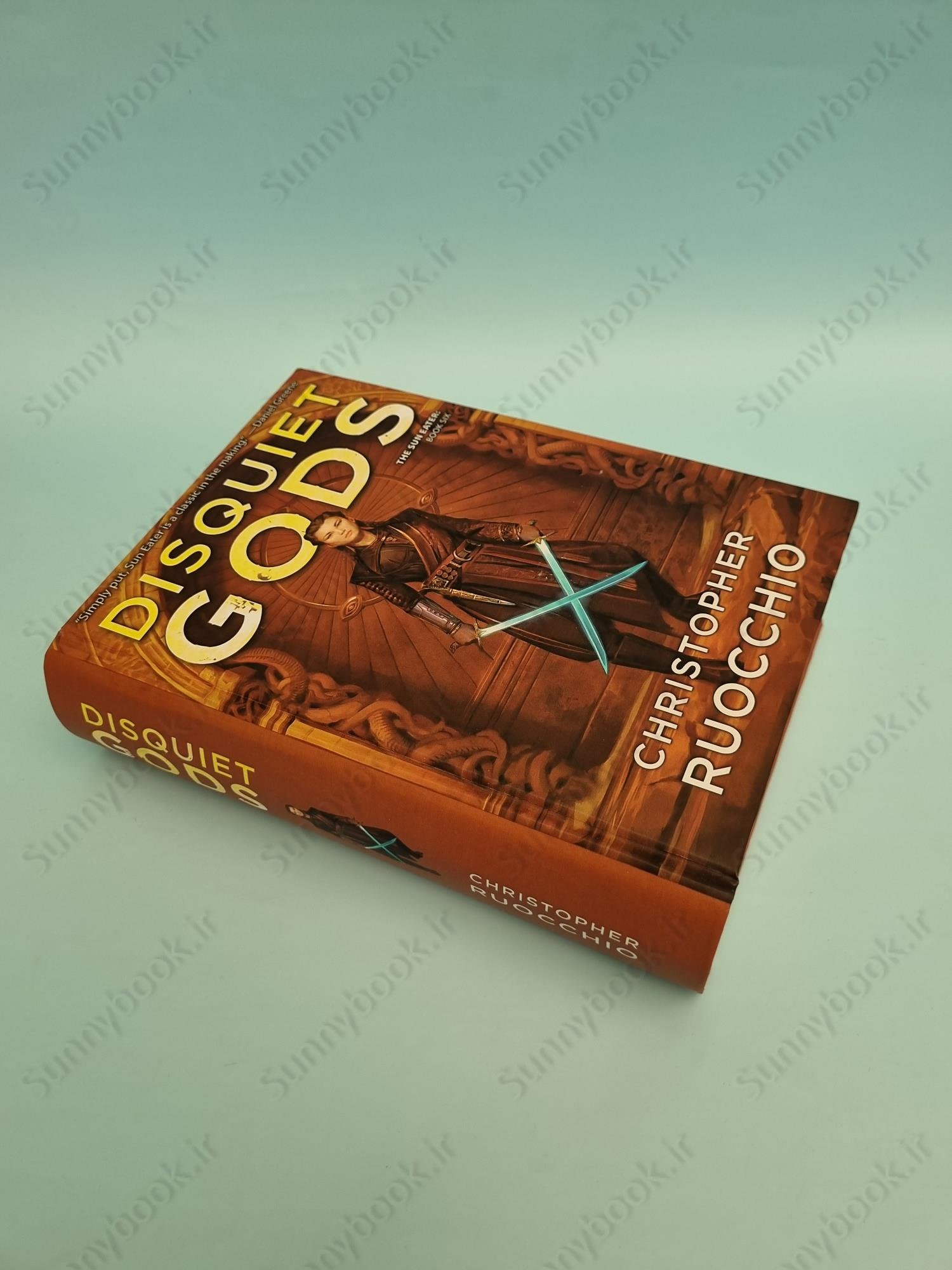 Disquiet Gods (The Sun Eater 6) main 1 3