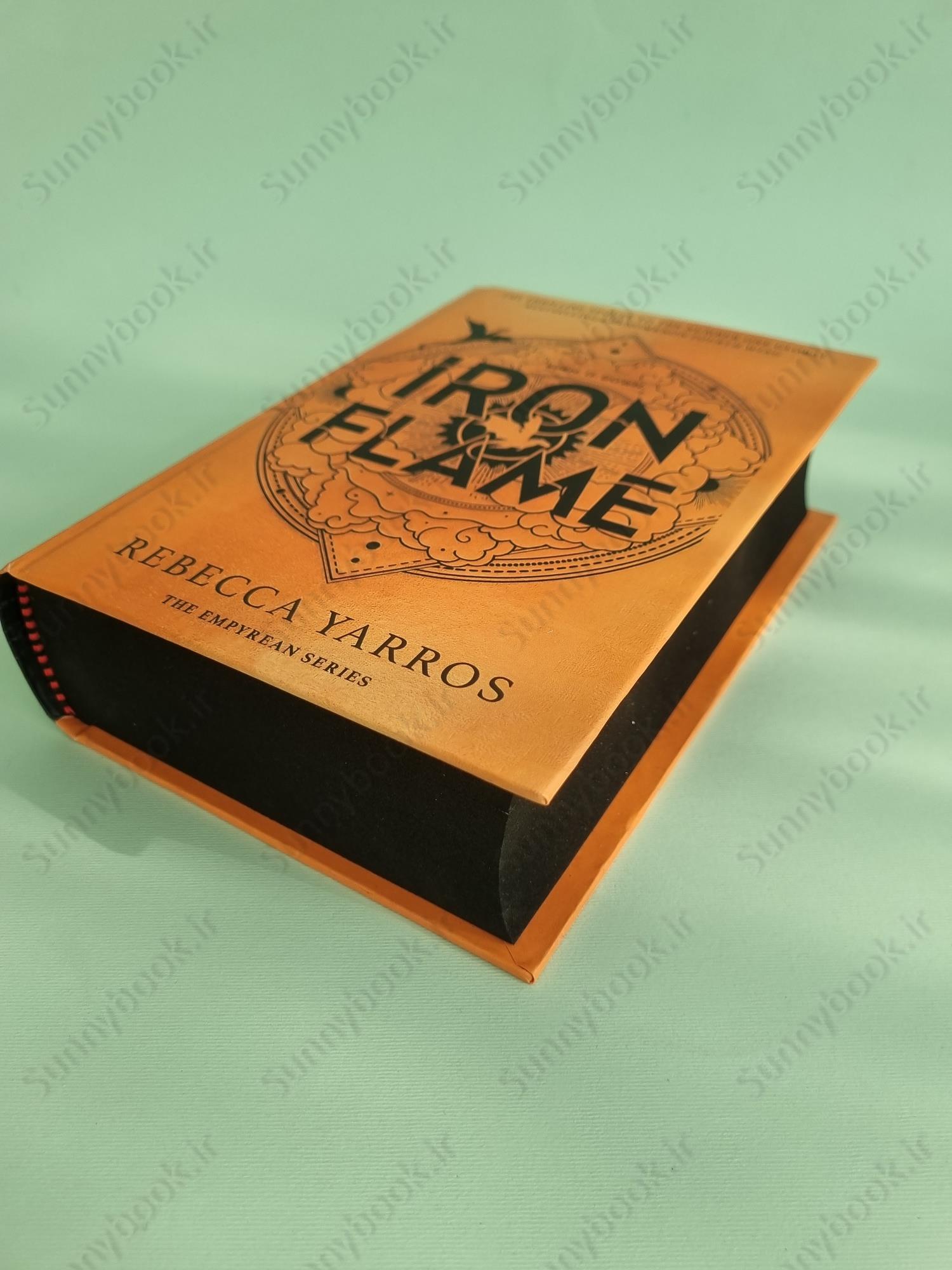 Iron Flame (The Empyrean , 2) main 1 5