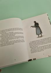 How the King of Elfhame Learned to Hate Stories (The Folk of the Air 3.5) thumb 1 5