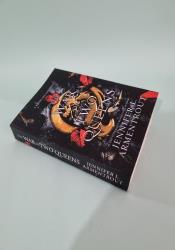 The War of Two Queens (Blood and Ash 4) The War of Two Queens (Blood and Ash 4) thumb 2 3