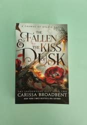 The Fallen and the Kiss of Dusk (Crowns of Nyaxia Book 4) thumb 1 2