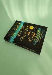 The House Across the Lake thumb 2 3