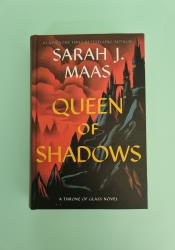 Queen of Shadows (Throne of Glass, 4) Queen of Shadows (Throne of Glass, 4) thumb 2 2