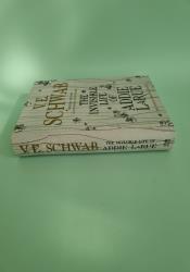 The Invisible Life of Addie LaRue thumb 2 4