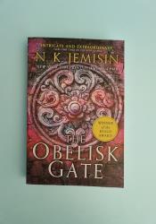 The Obelisk Gate (The Broken Earth, 2) thumb 2 2