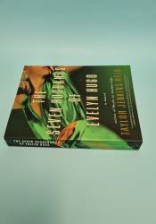 The Seven Husbands of Evelyn Hugo: A Novel thumb 1 5