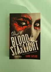 Days of Blood & Starlight (Daughter of Smoke & Bone 2) thumb 2 2