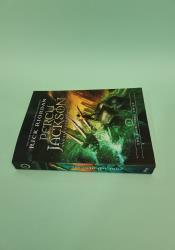 The Lightning Thief (Percy Jackson and the Olympians 1) thumb 1 4