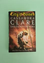 City of Bones (The Mortal Instruments 1) thumb 1 2