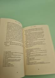 Hamlet (The Annotated Shakespeare) thumb 1 5