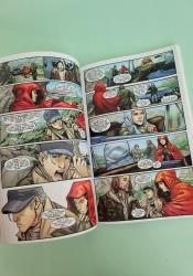 The Avengers : Scarlet Witch thumb 1 5