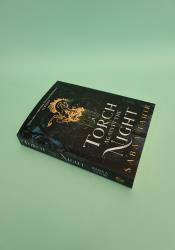 A Torch Against the Night (An Ember in the Ashes 2) thumb 1 3