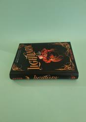 Lightlark (The Lightlark Saga Book 1) thumb 2 4