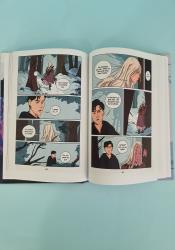 Demon in the Wood: A Shadow and Bone Graphic Novel thumb 2 6